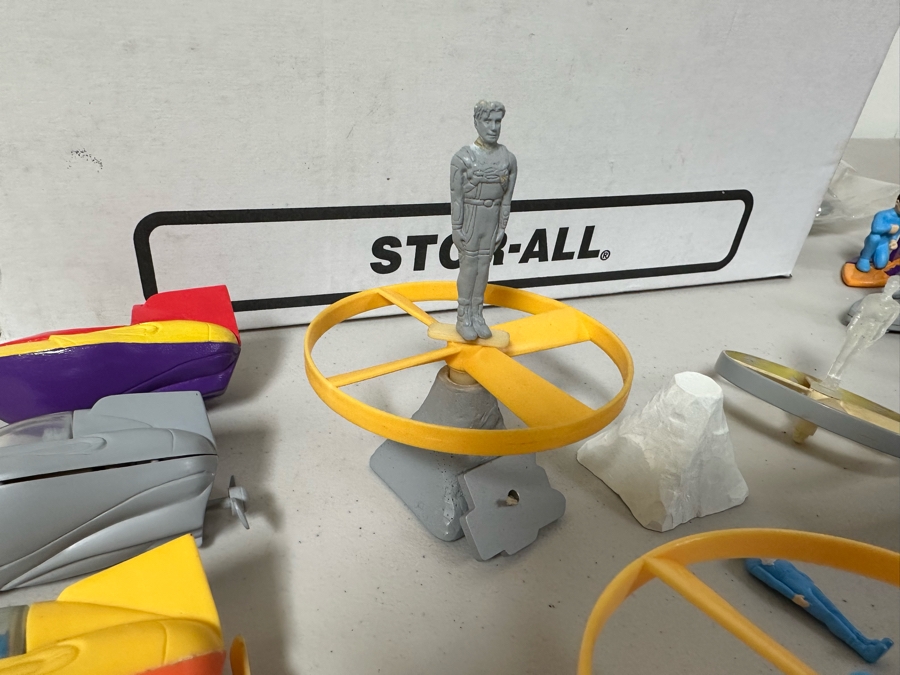 Mattel's Max Steel Carl's Jr. / Hardee's Happy / Kid's Meal Toys Project Box With Prototype Toy Samples Cool Kids Designed By The CDM Company 2001 [Photo 3]