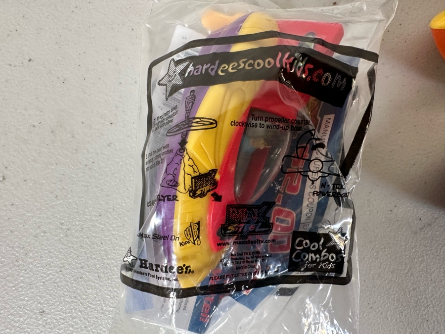 Mattel's Max Steel Carl's Jr. / Hardee's Happy / Kid's Meal Toys Project Box With Prototype Toy Samples Cool Kids Designed By The CDM Company 2001 [Photo 16]