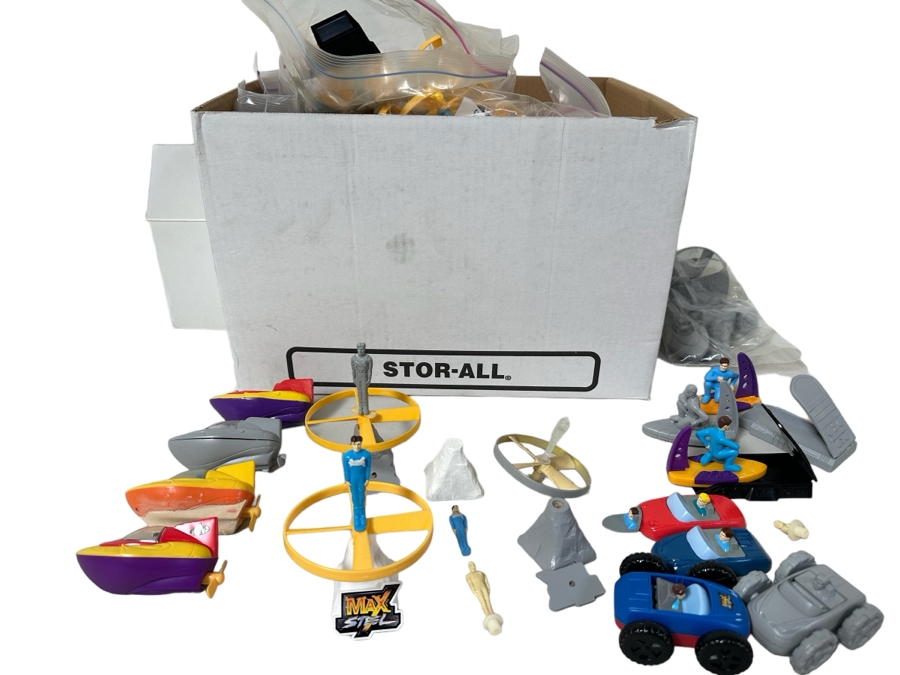 Mattel's Max Steel Carl's Jr. / Hardee's Happy / Kid's Meal Toys Project Box With Prototype Toy Samples Cool Kids Designed By The CDM Company 2001 [Photo 1]