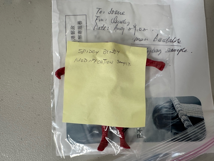 Marvel's Spider-Man Green Goblin Carl's Jr. / Hardee's Happy / Kid's Meal Toys Project Box With Prototype Toy Samples Cool Kids Designed By The CDM Company 2002 [Photo 24]