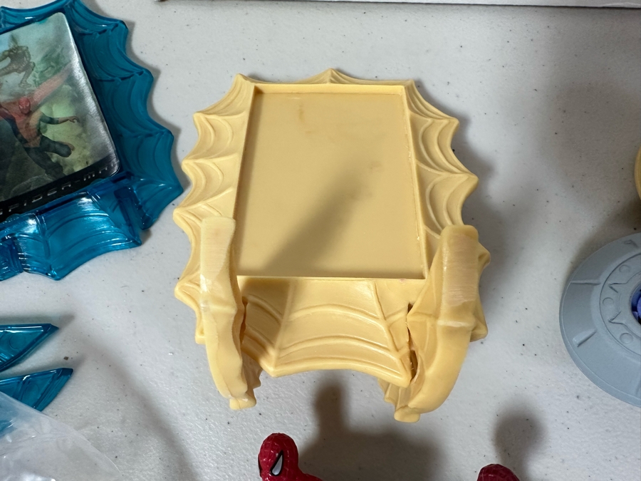 Marvel's Spider-Man Green Goblin Carl's Jr. / Hardee's Happy / Kid's Meal Toys Project Box With Prototype Toy Samples Cool Kids Designed By The CDM Company 2002 [Photo 7]