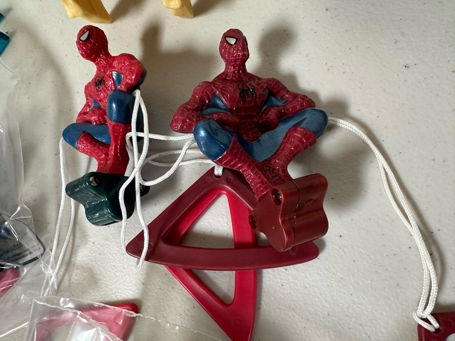 Marvel's Spider-Man Green Goblin Carl's Jr. / Hardee's Happy / Kid's Meal Toys Project Box With Prototype Toy Samples Cool Kids Designed By The CDM Company 2002 [Photo 14]