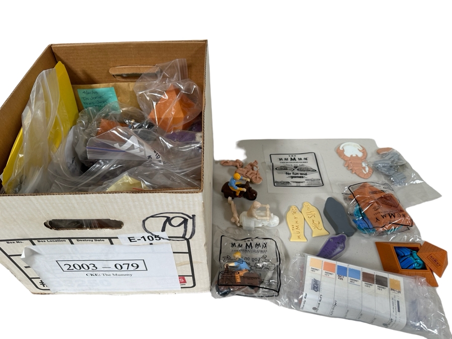 The Mummy The Animated TV Series Carl's Jr. / Hardee's Happy / Kid's Meal Toys Project Box With Prototype Toy Samples Cool Kids Designed By The CDM Company 2003 [Photo 1]