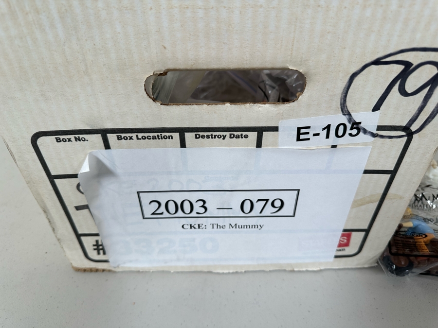 The Mummy The Animated TV Series Carl's Jr. / Hardee's Happy / Kid's Meal Toys Project Box With Prototype Toy Samples Cool Kids Designed By The CDM Company 2003 [Photo 16]