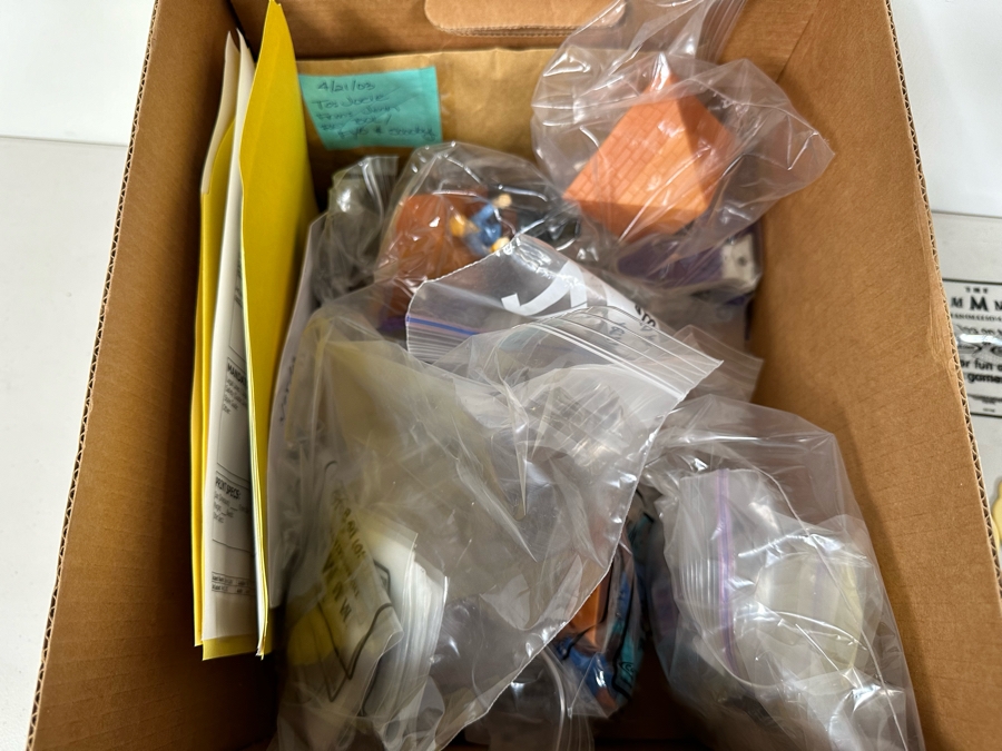 The Mummy The Animated TV Series Carl's Jr. / Hardee's Happy / Kid's Meal Toys Project Box With Prototype Toy Samples Cool Kids Designed By The CDM Company 2003 [Photo 7]