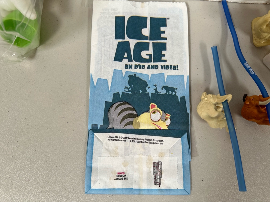 Ice Age Movie Carl's Jr. / Hardee's Happy / Kid's Meal Toys Project Box With Prototype Toy Samples Cool Kids Designed By The CDM Company 2003 [Photo 27]