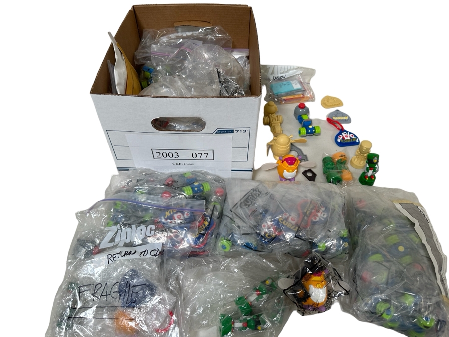 Cubix: Robots for Everyone Animated TV Series Carl's Jr. / Hardee's Happy / Kid's Meal Toys Project Box With Prototype Toy Samples Cool Kids Designed By The CDM Company 2003 [Photo 1]