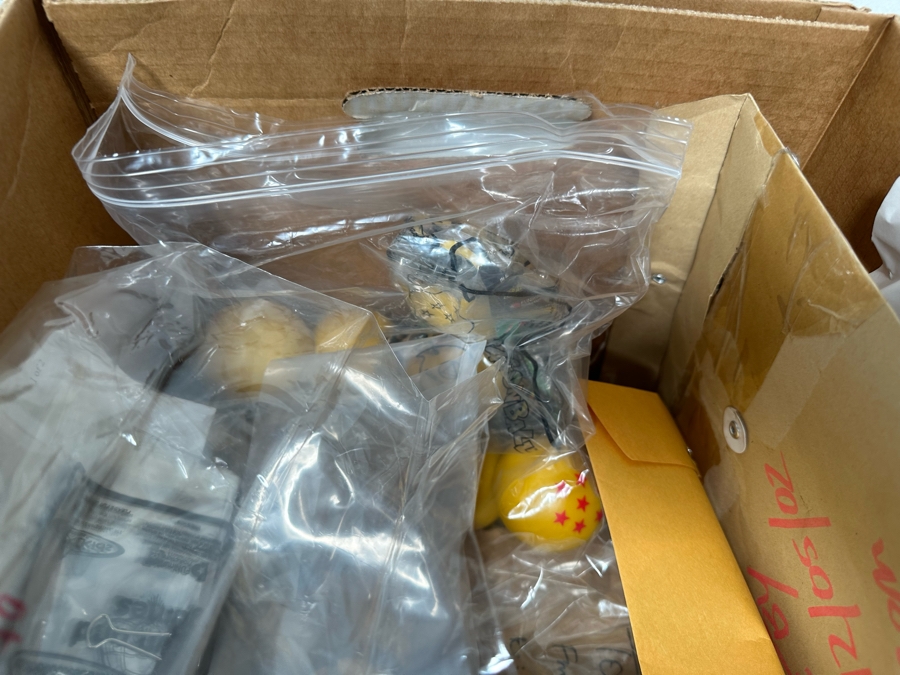 Dragon Ball Carl's Jr. / Hardee's Happy / Kid's Meal Toys Project Box With Prototype Toy Samples Cool Kids Designed By The CDM Company 2003 [Photo 21]