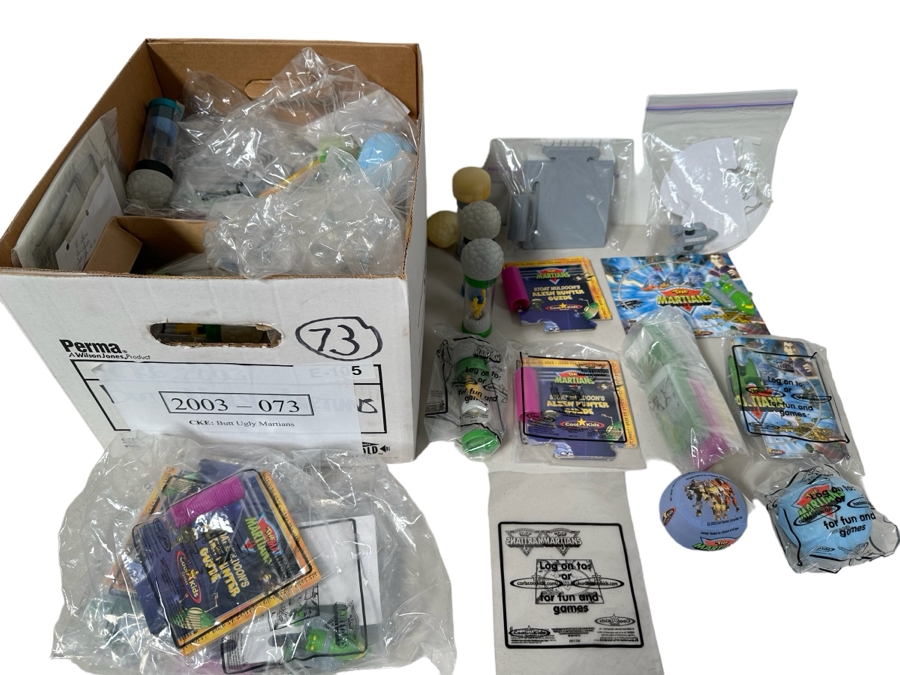The Martians Carl's Jr. / Hardee's Happy / Kid's Meal Toys Project Box With Prototype Toy Samples Cool Kids Designed By The CDM Company 2003 [Photo 1]