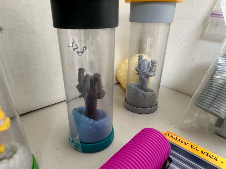 The Martians Carl's Jr. / Hardee's Happy / Kid's Meal Toys Project Box With Prototype Toy Samples Cool Kids Designed By The CDM Company 2003 [Photo 6]