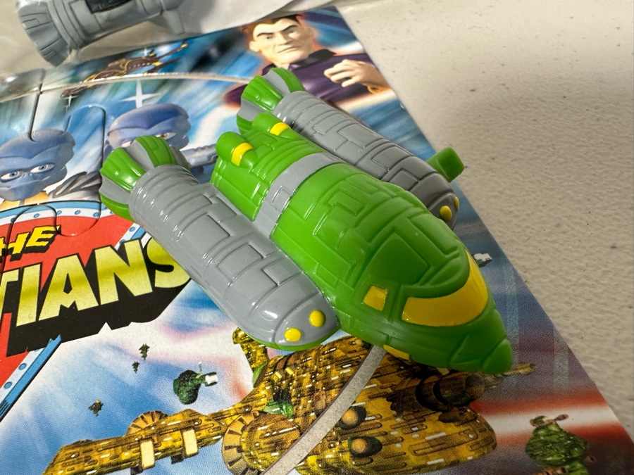 The Martians Carl's Jr. / Hardee's Happy / Kid's Meal Toys Project Box With Prototype Toy Samples Cool Kids Designed By The CDM Company 2003 [Photo 10]