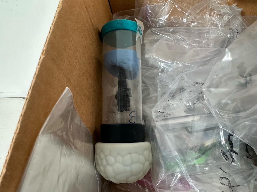 The Martians Carl's Jr. / Hardee's Happy / Kid's Meal Toys Project Box With Prototype Toy Samples Cool Kids Designed By The CDM Company 2003 [Photo 17]