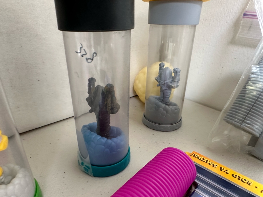 The Martians Carl's Jr. / Hardee's Happy / Kid's Meal Toys Project Box With Prototype Toy Samples Cool Kids Designed By The CDM Company 2003 [Photo 4]