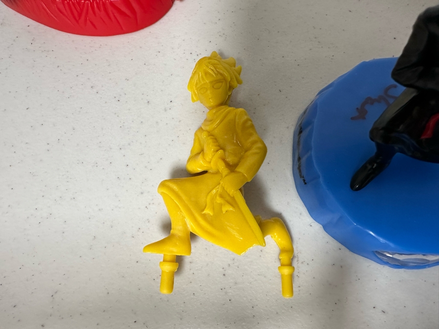 YuYu Hakusho Japanese Manga Series Ghost Files Carl's Jr. / Hardee's Happy / Kid's Meal Toys Project Box With Prototype Toy Samples Cool Kids Designed By The CDM Company 2004 [Photo 10]