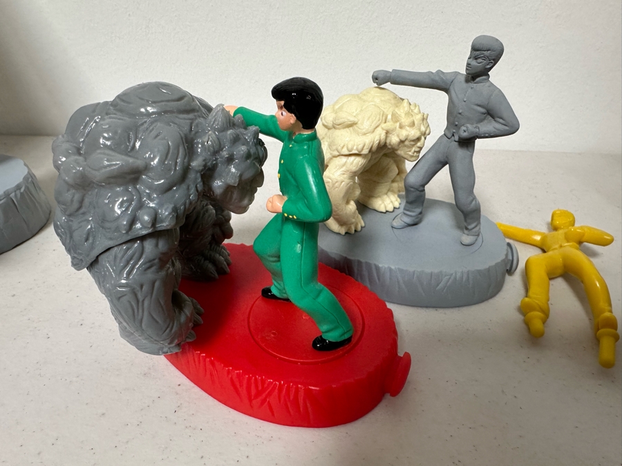 YuYu Hakusho Japanese Manga Series Ghost Files Carl's Jr. / Hardee's Happy / Kid's Meal Toys Project Box With Prototype Toy Samples Cool Kids Designed By The CDM Company 2004 [Photo 4]