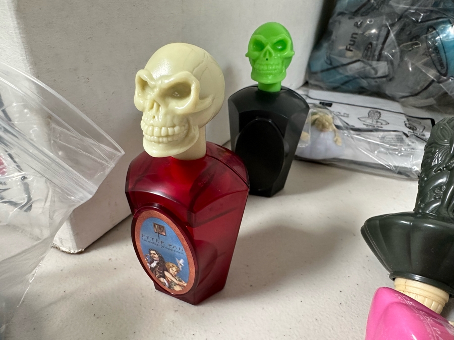 Peter Pan the Motion Picture Event Carl's Jr. / Hardee's Happy / Kid's Meal Toys Project Box With Prototype Toy Samples Cool Kids Designed By The CDM Company 2004 [Photo 3]