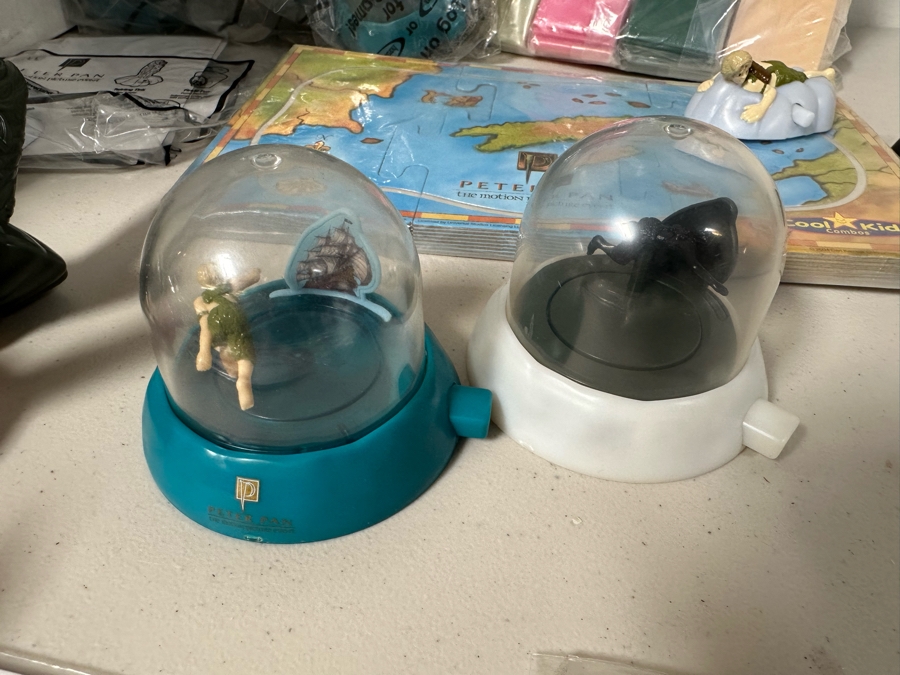 Peter Pan the Motion Picture Event Carl's Jr. / Hardee's Happy / Kid's Meal Toys Project Box With Prototype Toy Samples Cool Kids Designed By The CDM Company 2004 [Photo 4]