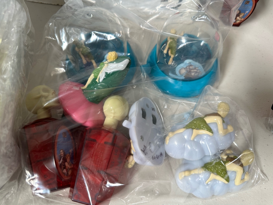 Peter Pan the Motion Picture Event Carl's Jr. / Hardee's Happy / Kid's Meal Toys Project Box With Prototype Toy Samples Cool Kids Designed By The CDM Company 2004 [Photo 14]