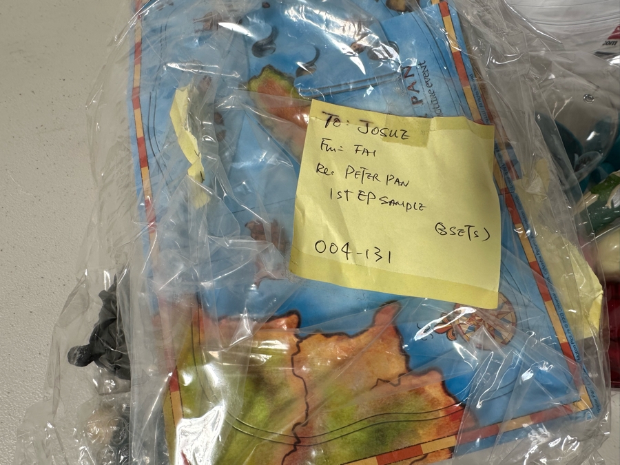 Peter Pan the Motion Picture Event Carl's Jr. / Hardee's Happy / Kid's Meal Toys Project Box With Prototype Toy Samples Cool Kids Designed By The CDM Company 2004 [Photo 15]