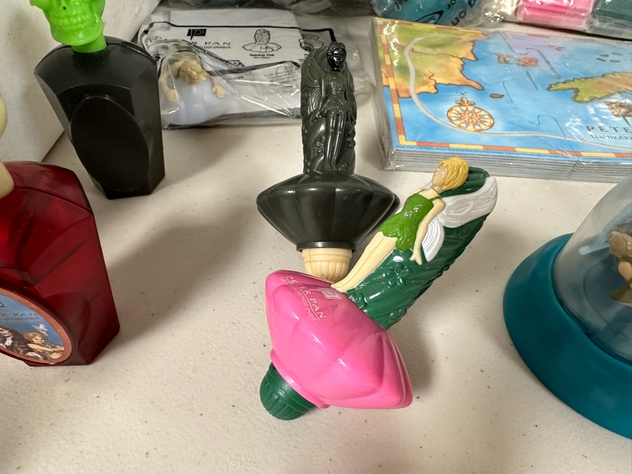 Peter Pan the Motion Picture Event Carl's Jr. / Hardee's Happy / Kid's Meal Toys Project Box With Prototype Toy Samples Cool Kids Designed By The CDM Company 2004 [Photo 2]