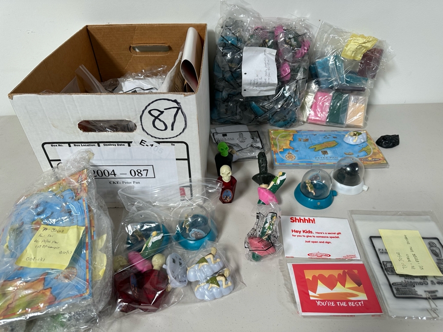 Peter Pan the Motion Picture Event Carl's Jr. / Hardee's Happy / Kid's Meal Toys Project Box With Prototype Toy Samples Cool Kids Designed By The CDM Company 2004 [Photo 19]
