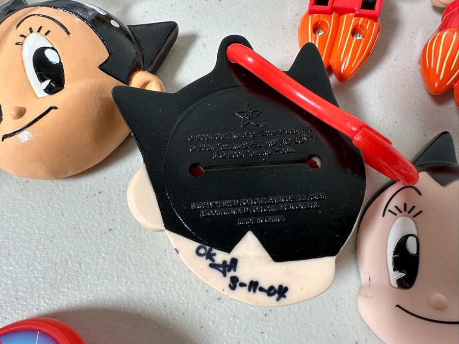 Astro Boy Carl's Jr. / Hardee's Happy / Kid's Meal Toys Project Box With Prototype Toy Samples Cool Kids Designed By The CDM Company 2004 [Photo 20]