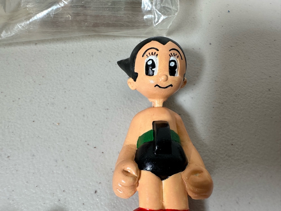 Astro Boy Carl's Jr. / Hardee's Happy / Kid's Meal Toys Project Box With Prototype Toy Samples Cool Kids Designed By The CDM Company 2004 [Photo 22]