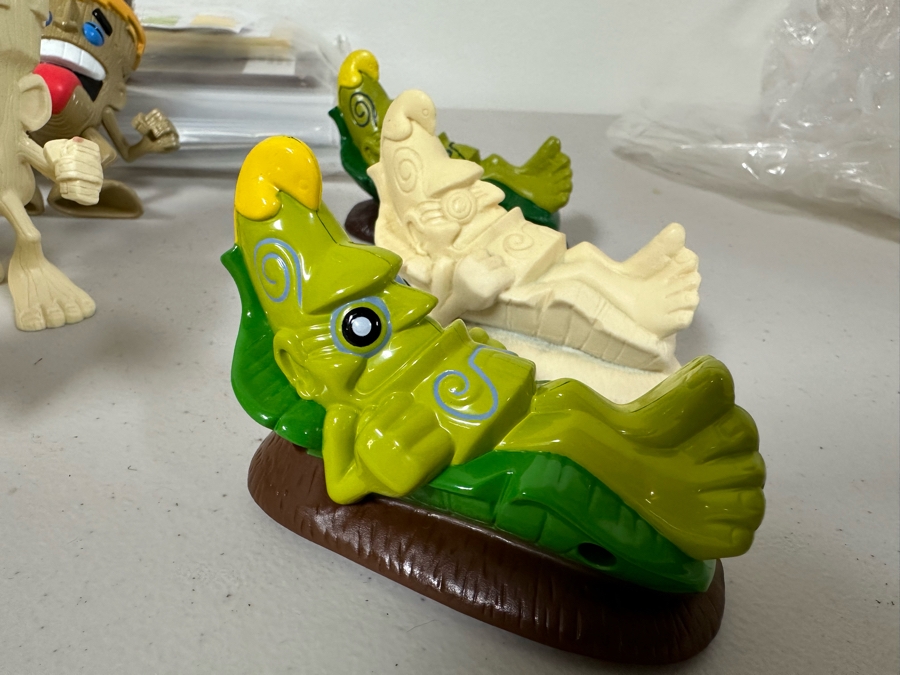 Tikimon Carl's Jr. / Hardee's Happy / Kid's Meal Toys Project Box With Prototype Toy Samples Cool Kids Designed By The CDM Company 2005 [Photo 4]