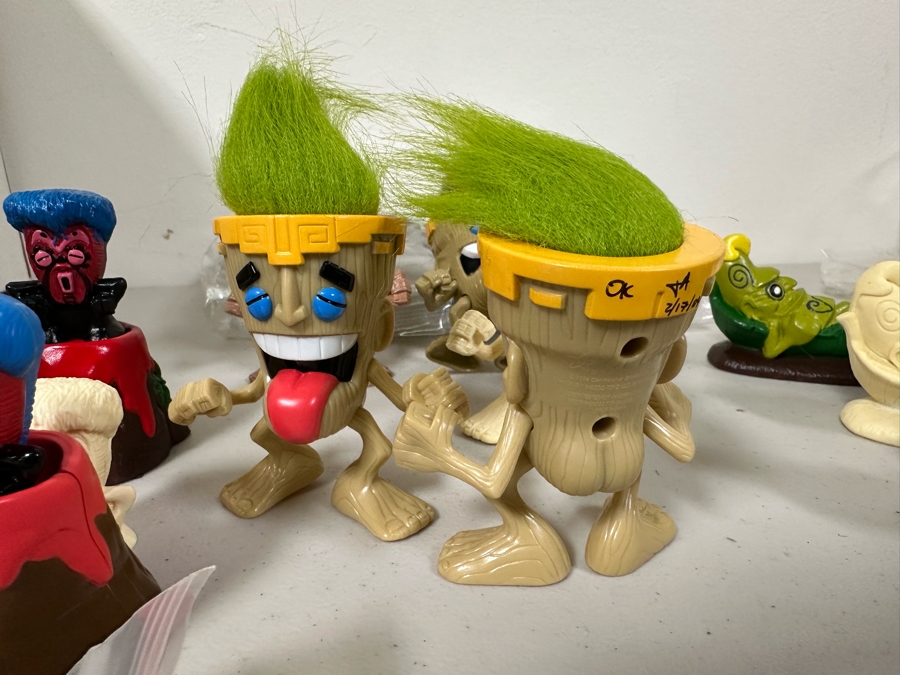 Tikimon Carl's Jr. / Hardee's Happy / Kid's Meal Toys Project Box With Prototype Toy Samples Cool Kids Designed By The CDM Company 2005 [Photo 2]