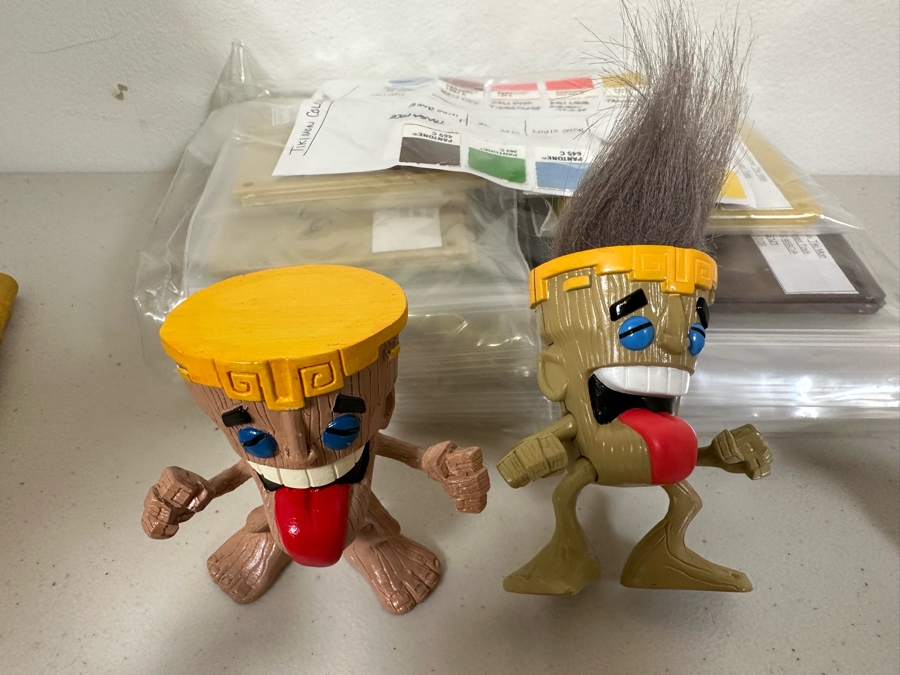 Tikimon Carl's Jr. / Hardee's Happy / Kid's Meal Toys Project Box With Prototype Toy Samples Cool Kids Designed By The CDM Company 2005 [Photo 6]