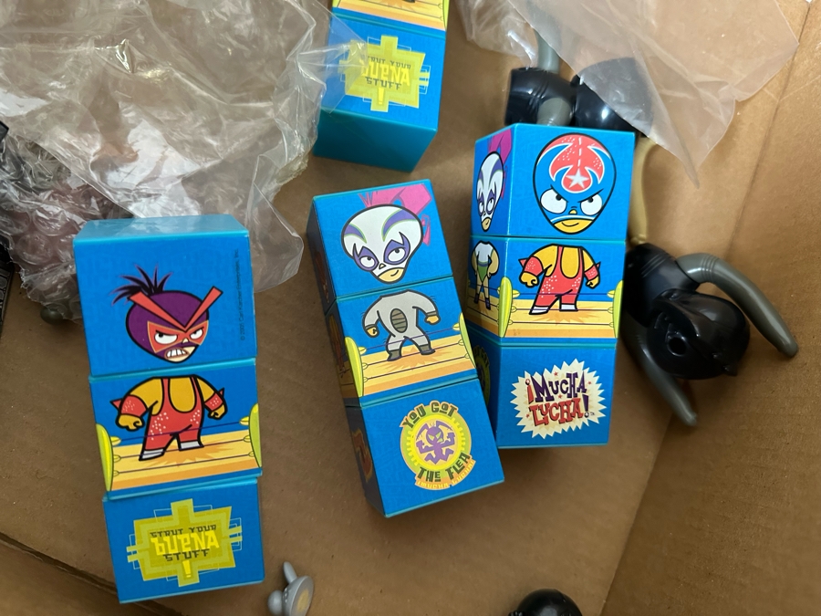 Mucha Lucha Animated TV Series Movie Carl's Jr. / Hardee's Happy / Kid's Meal Toys Project Box With Prototype Toy Samples Cool Kids Designed By The CDM Company 2006 [Photo 13]