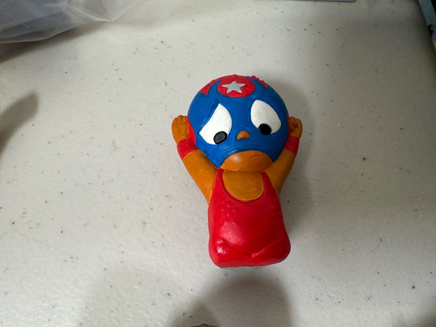 Mucha Lucha Animated TV Series Movie Carl's Jr. / Hardee's Happy / Kid's Meal Toys Project Box With Prototype Toy Samples Cool Kids Designed By The CDM Company 2006 [Photo 3]