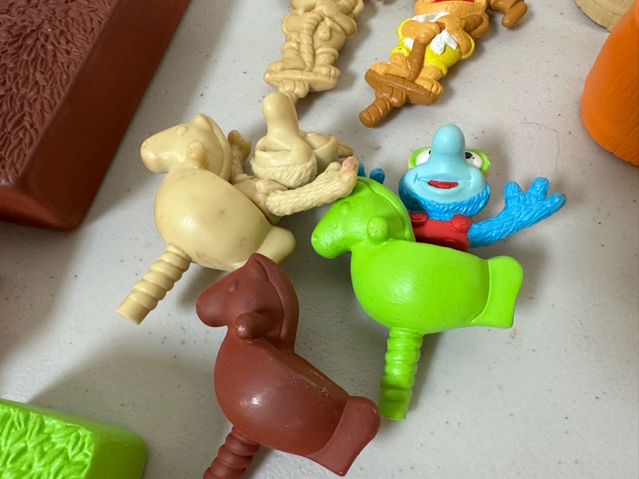 Jim Henson's Muppet Babies TV Series Dairy Queen Happy / Kid's Meal Toys Project Box With Prototype Toy Samples Designed By The CDM Company 1998 [Photo 5]