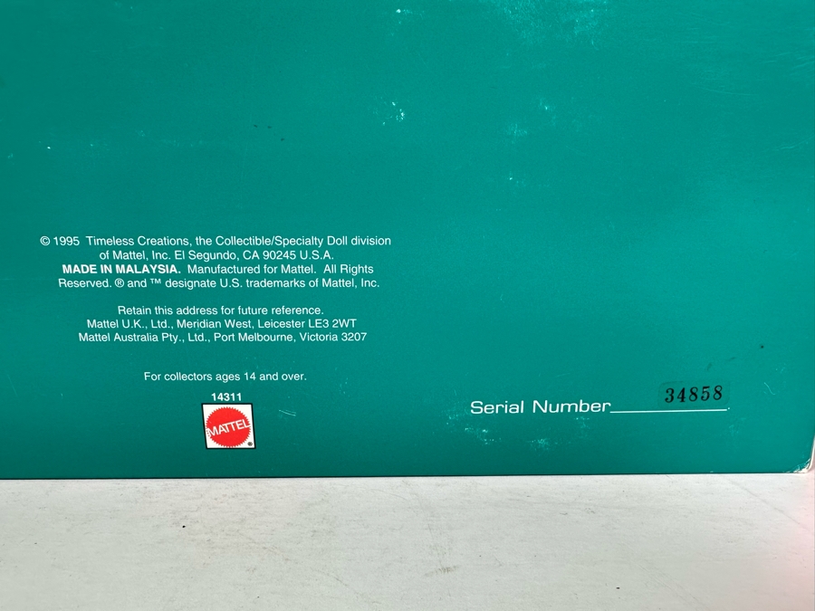 Mattel 1995 Limited Edition Holiday Jewel Porcelain Barbie And 1995 Special Edition Happy Holidays Barbie In Original Boxes [Photo 7]