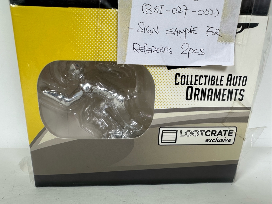 Sample Prototypes Of Hoodies Collectible Auto Ornaments From Loot Crate The Flash And Arrow [Photo 5]