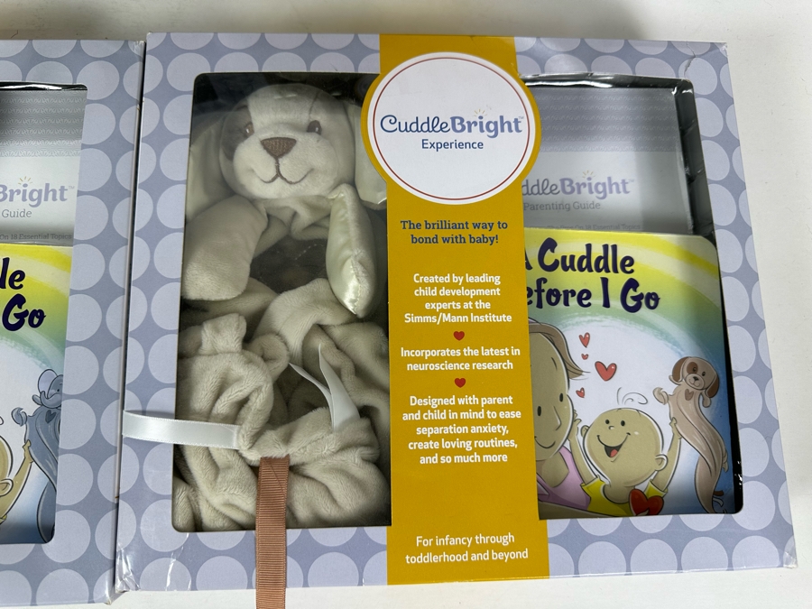 (4) Cuddle Bright Book And Animal Plush Sets [Photo 3]
