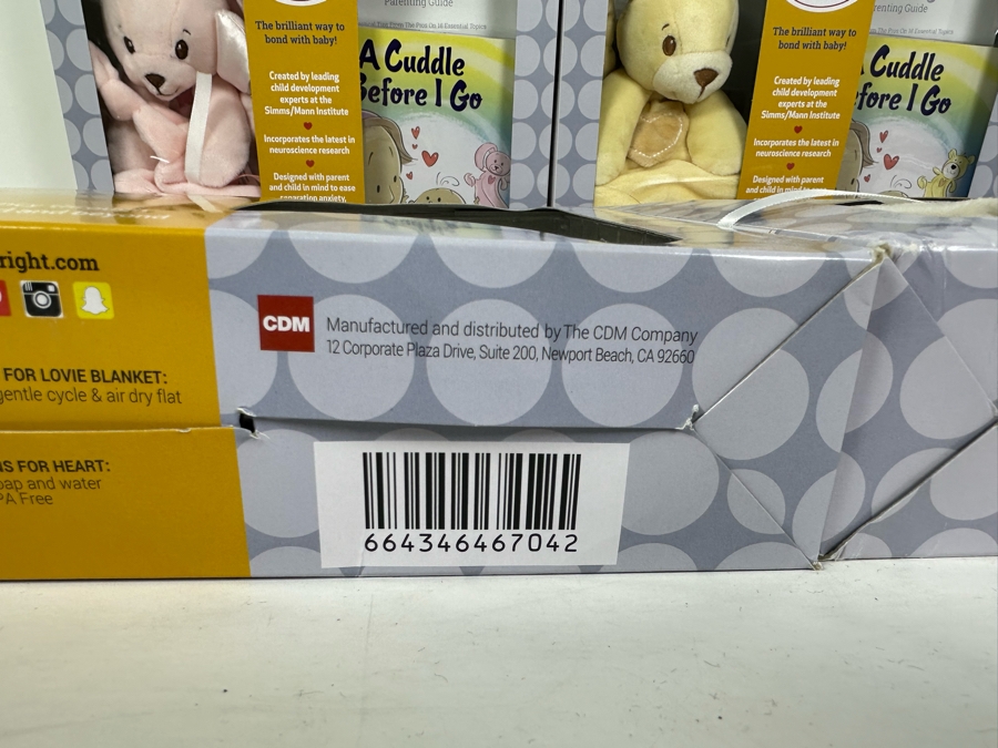 (4) Cuddle Bright Book And Animal Plush Sets [Photo 7]
