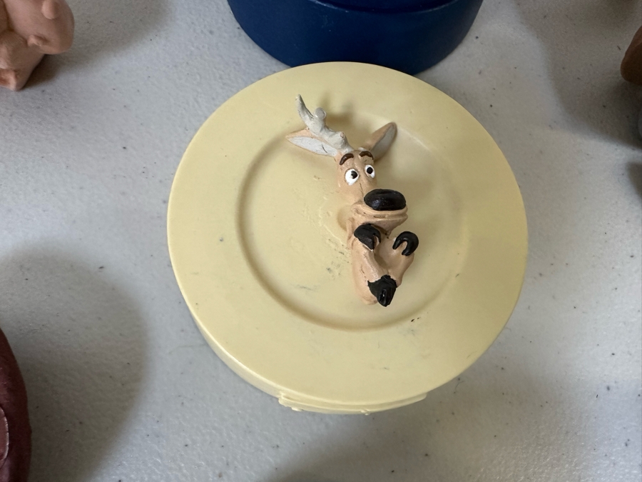 Open Season Movie Carl's Jr. / Hardee's Happy / Kid's Meal Toys Project Box With Prototype Toy Samples Cool Kids Designed By The CDM Company 2007 [Photo 5]