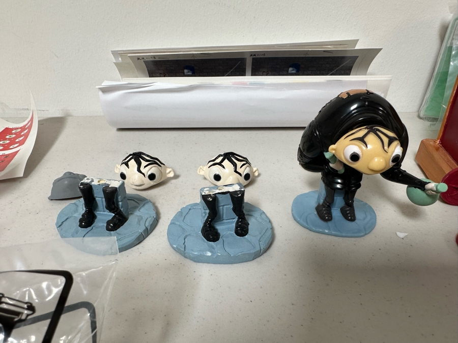 Igor Movie Carl's Jr. / Hardee's Happy / Kid's Meal Toys Project Box With Prototype Toy Samples Cool Kids Designed By The CDM Company 2008 [Photo 2]