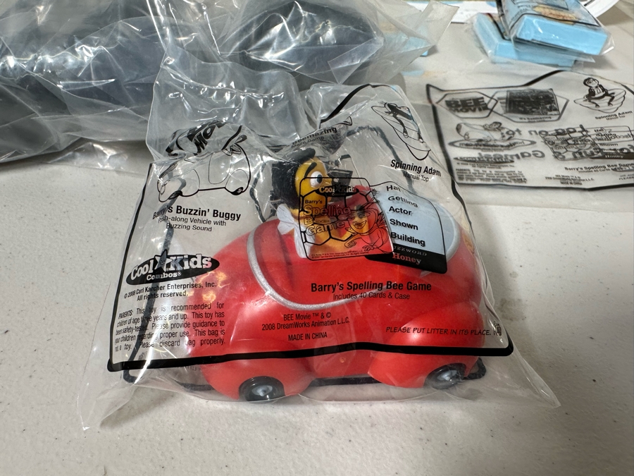 DreamWorks Bee Movie Carl's Jr. / Hardee's Happy / Kid's Meal Toys Project Box With Prototype Toy Samples Cool Kids Designed By The CDM Company 2008 [Photo 16]