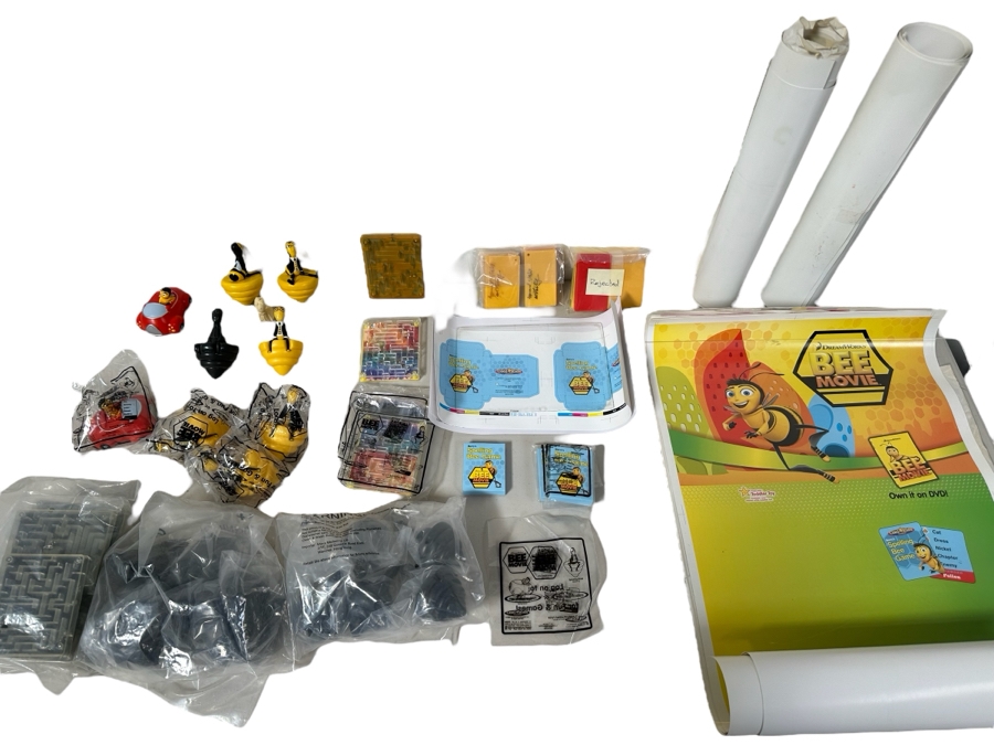 DreamWorks Bee Movie Carl's Jr. / Hardee's Happy / Kid's Meal Toys Project Box With Prototype Toy Samples Cool Kids Designed By The CDM Company 2008 [Photo 1]