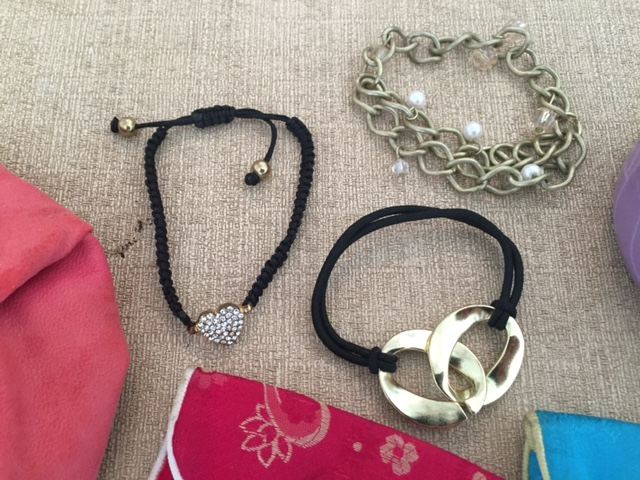 Bracelet Lot [Photo 3]