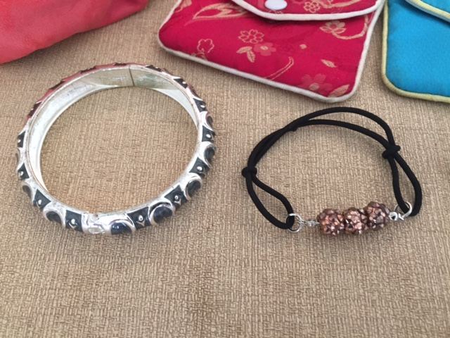 Bracelet Lot [Photo 7]