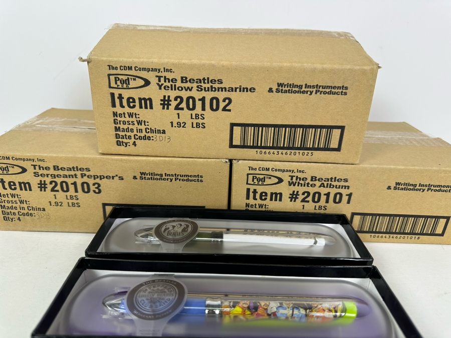 The Beatles Limited Edition Collectible Pod Pens: Yellow Submarine, Sgt. Pepper's Lonely Hearts Club Band, White Album - 12 Pens Total [Photo 6]