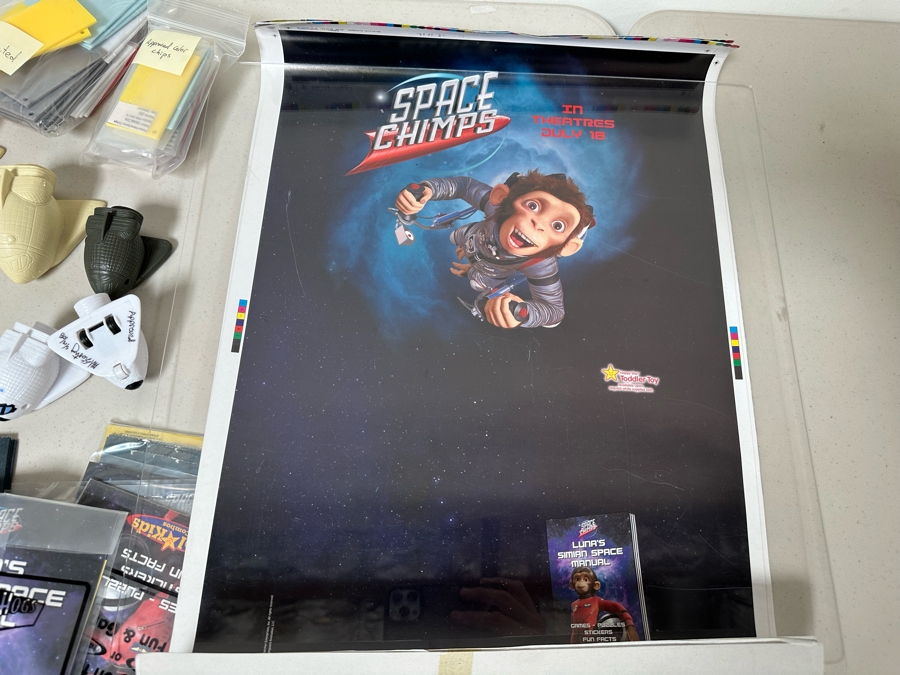 Space Chimps Movie Carl's Jr. / Hardee's Happy / Kid's Meal Toys Project Box With Prototype Toy Samples Cool Kids Designed By The CDM Company 2008 [Photo 9]