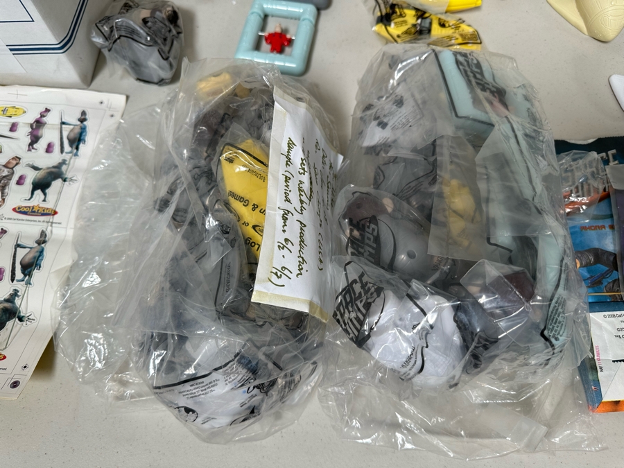 Space Chimps Movie Carl's Jr. / Hardee's Happy / Kid's Meal Toys Project Box With Prototype Toy Samples Cool Kids Designed By The CDM Company 2008 [Photo 15]