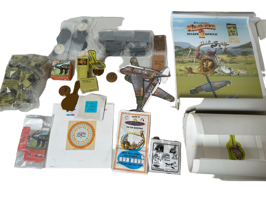 DreamWorks Madagascar 2 Escape Africa Movie Carl's Jr. / Hardee's Happy / Kid's Meal Toys Project Box With Prototype Toy Samples Cool Kids Designed By The CDM Company 2009 [Photo 1]