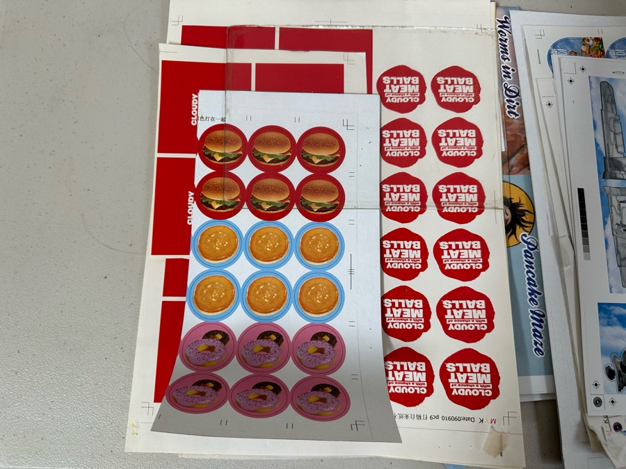 Cloudy With A Chance Of Meatballs Movie Carl's Jr. / Hardee's Happy / Kid's Meal Toys Project Box With Prototype Toy Samples Cool Kids Designed By The CDM Company 2010 [Photo 11]