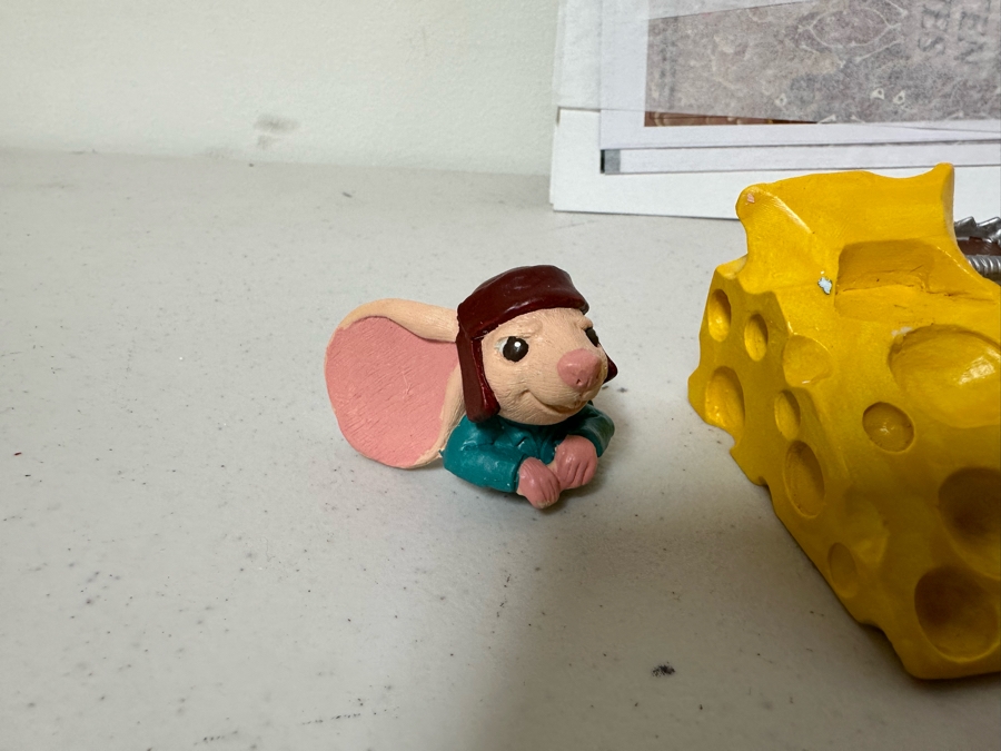 The Tale Of Despereaux Movie Carl's Jr. / Hardee's Happy / Kid's Meal Toys Project Box With Prototype Toy Samples Cool Kids Designed By The CDM Company 2010 [Photo 4]