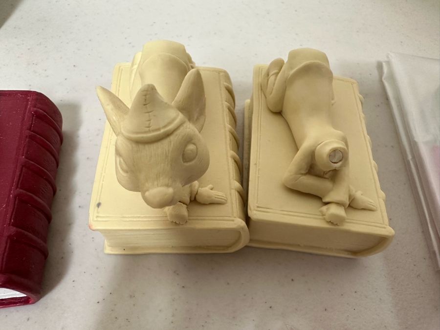 The Tale Of Despereaux Movie Carl's Jr. / Hardee's Happy / Kid's Meal Toys Project Box With Prototype Toy Samples Cool Kids Designed By The CDM Company 2010 [Photo 9]